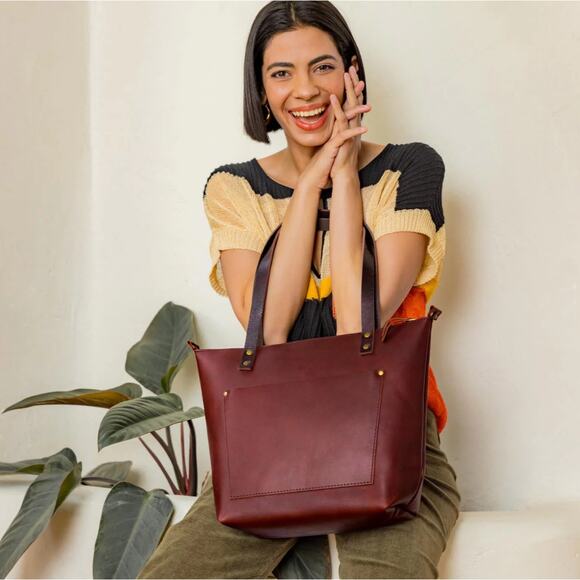 Portland Leather Tote Bag Medium Cognac Color - Picture 1 of 11